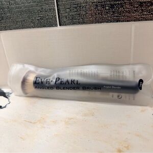 Eve Pearl Angled Blender Brush 121 - New/Unused